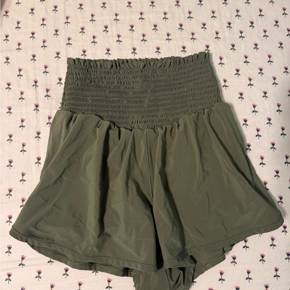 Arie Olive Green High-Waisted Women's Shorts